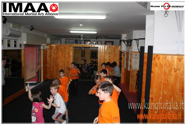 www.kungfuitalia.it accademia di kung fu academy caserta di Sifu Salvatore Mezzone scuola IMAA wing tjun chun tsun difesa personale festa bambini chi (39)